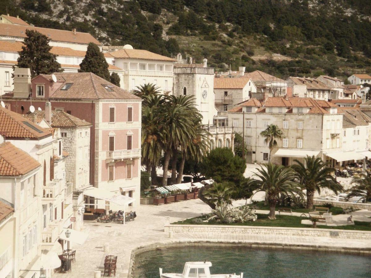 Hvar Attic Modern Design - Town Center With A Great View Хвар Екстер'єр фото